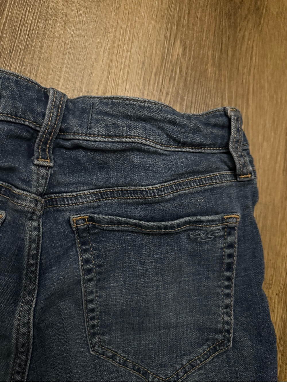 Hollister Denim Shorts - Picture 6 of 6